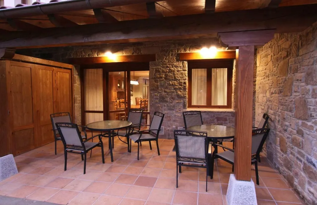 Casa Rural Espargoiti-1